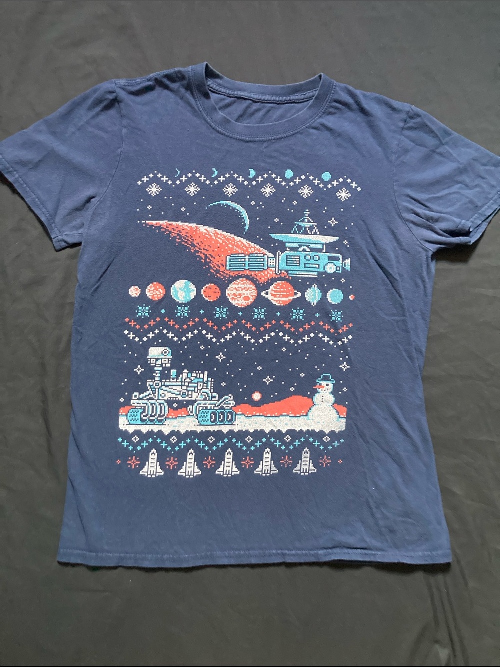 Loot Crate Exclusive Graphic Tee Shirt Christmas Retro Gaming 8 Bit Size Small